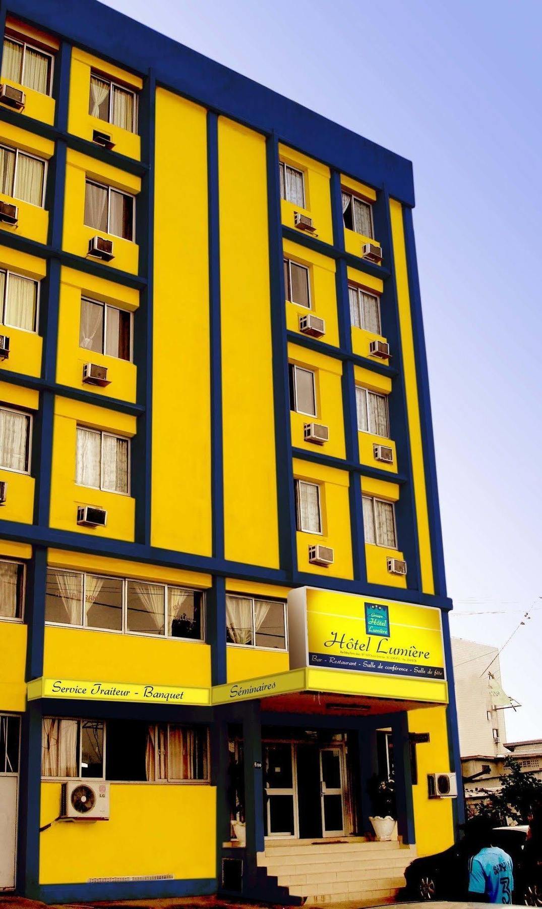 Hotel Lumiere Akwa 杜阿拉 外观 照片