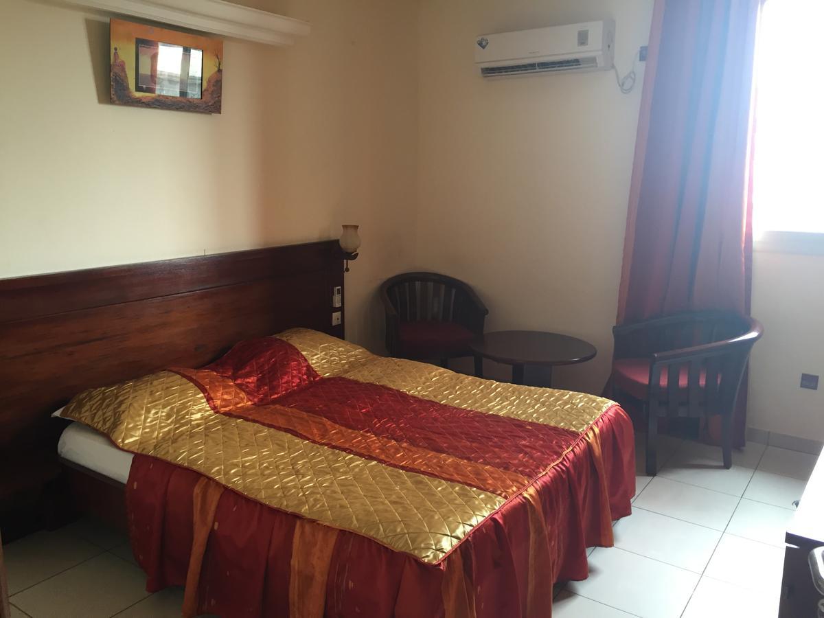 Hotel Lumiere Akwa 杜阿拉 外观 照片